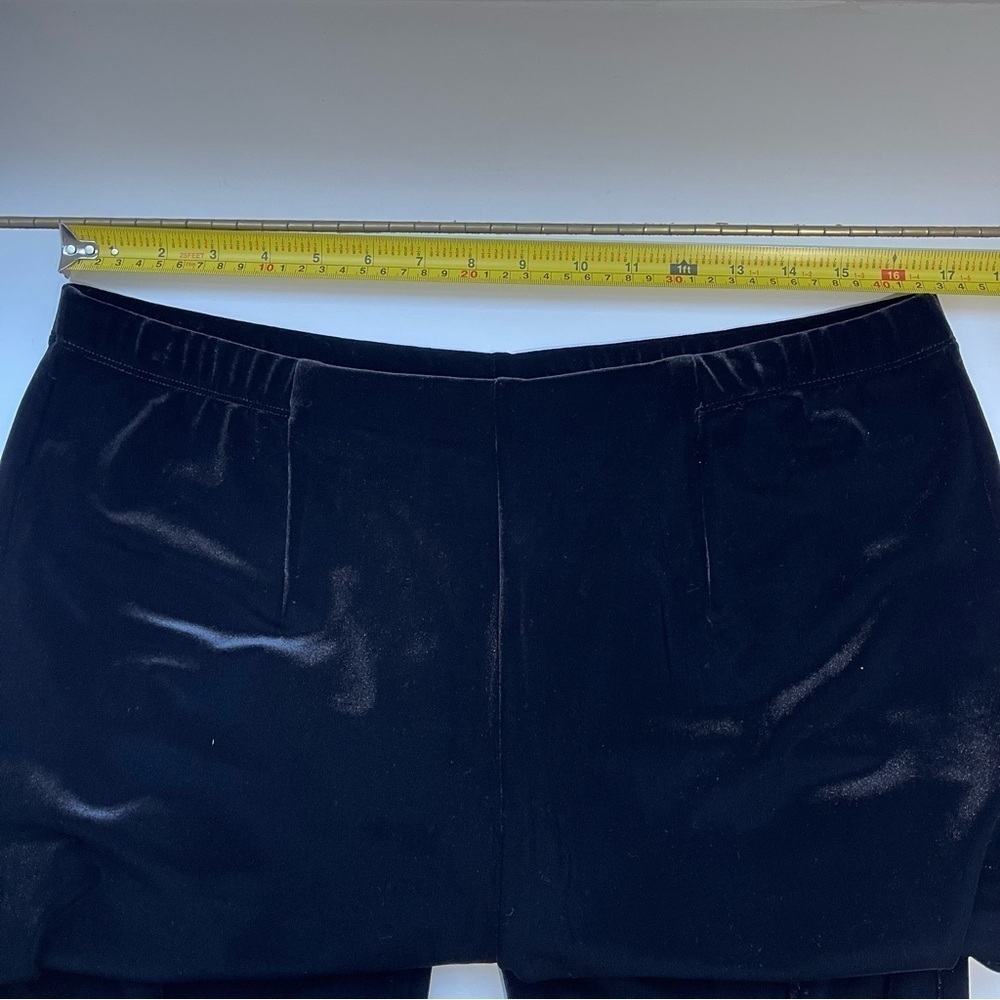 Chico’s Travelers Black Velvet No-Wrinkle Straight Leg Pull-On Pants Large - Picture 7 of 11